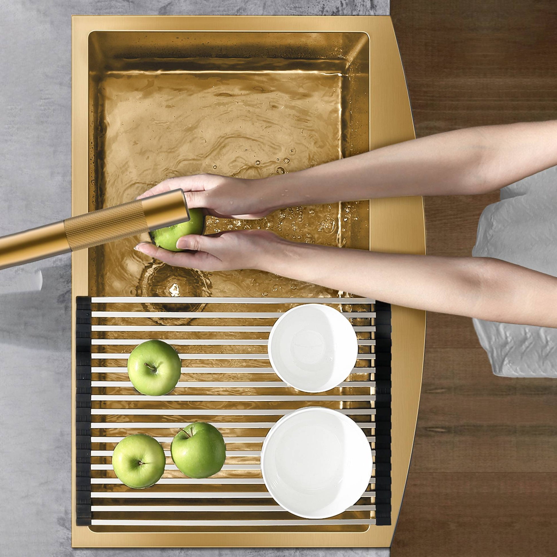 Fregadero de cocina de 33” con delantal, acabado Nano PVD Oro / Oro Rosa Home & Garden - Home Improvement - Kitchen Fixtures - Kitchen Sinks | Zulter VIP .