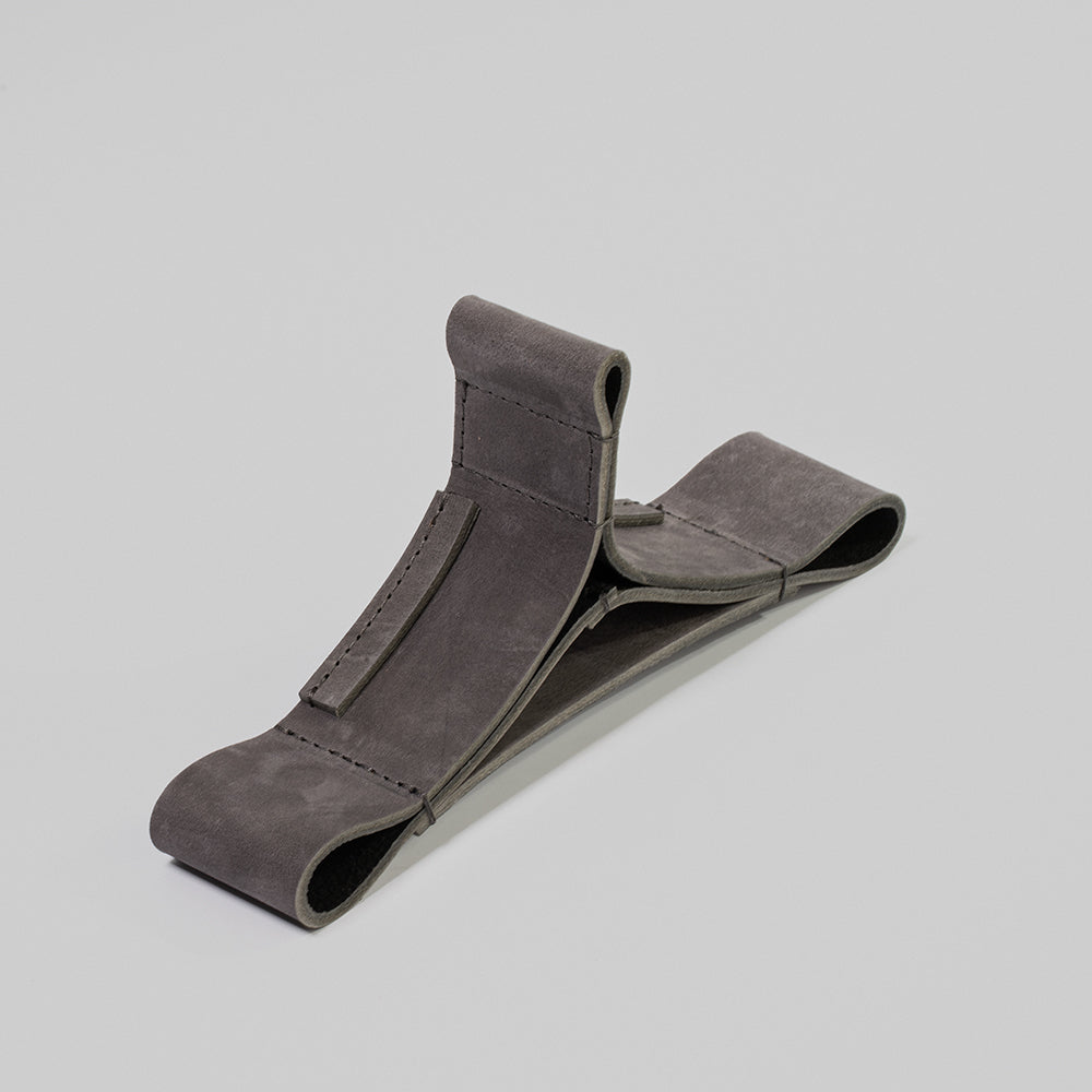 Minimalist Stone Stand - Silent Elegance for your High-End Headphones