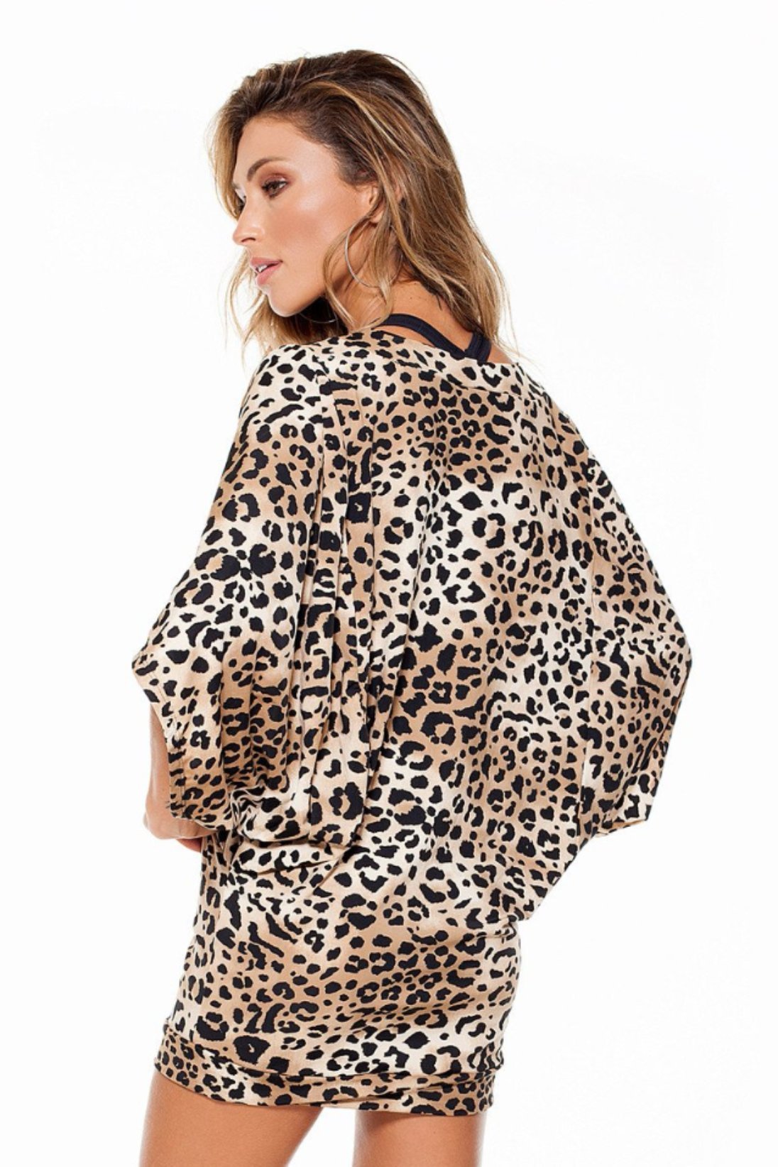 Kaftán Leopardo Premium – Elegancia Lujosa y Estilo Atemporal Sports & Entertainment - Swimming - Bikinis Set | Zulter VIP .