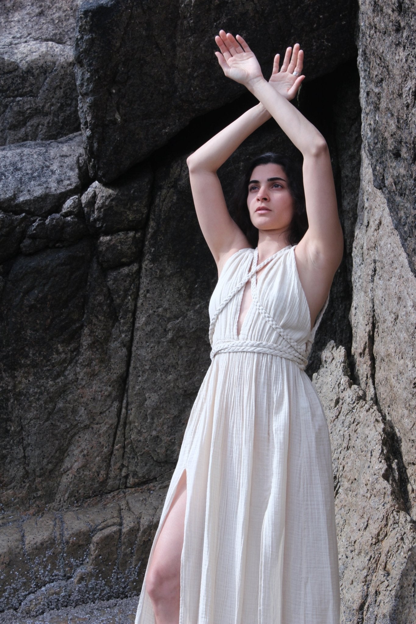 Marea Lunar – Vestido Largo Bohemio de Algodón Orgánico y Estilo Atemporal Women's Fashion - Weddings & Events - Evening Dresses | Zulter VIP