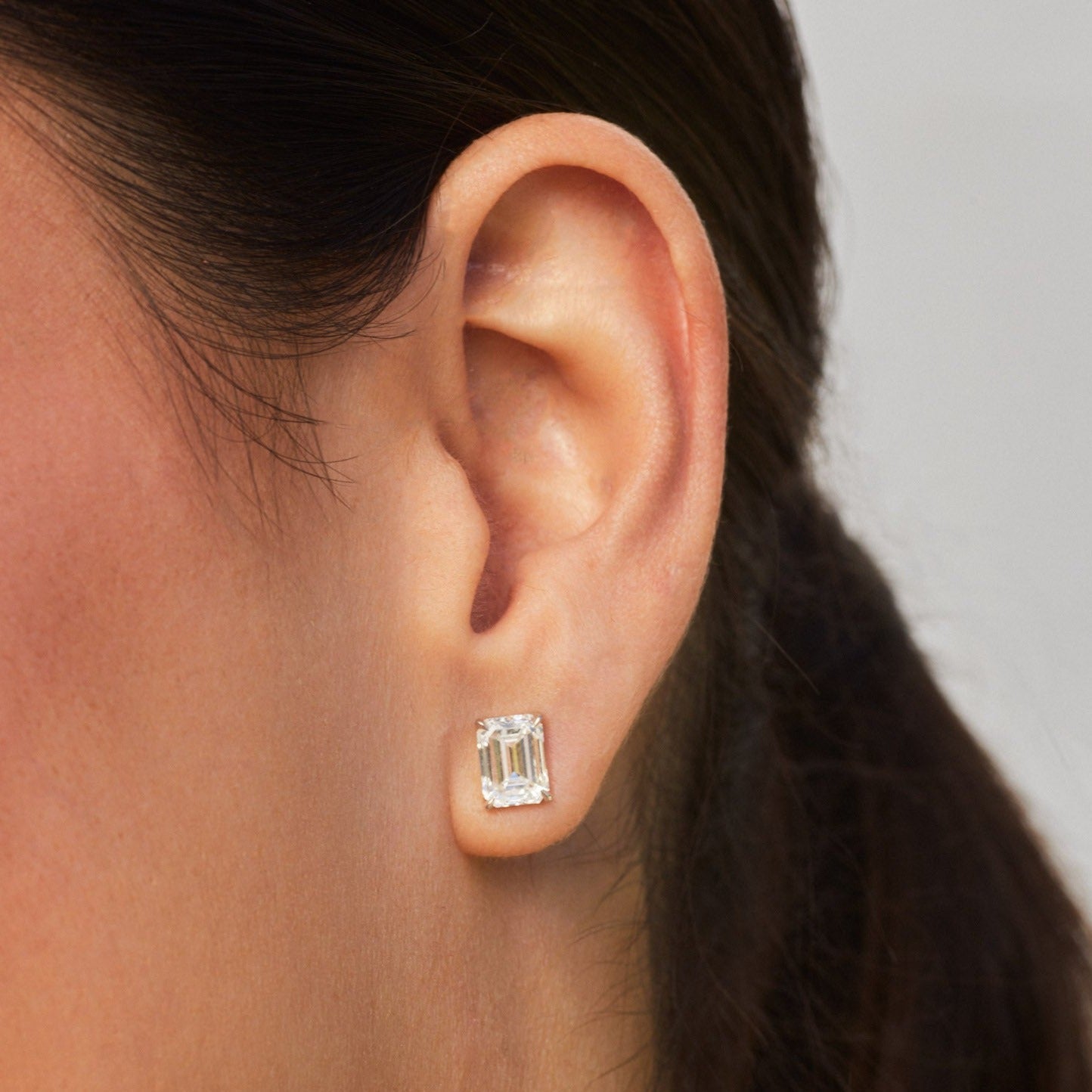 Pendientes de diamantes corte esmeralda 14K oro blanco | Certificación AGI | 2 a 4 CTW Jewelry & Accessories - Earrings - Stud Earrings | Zulter VIP