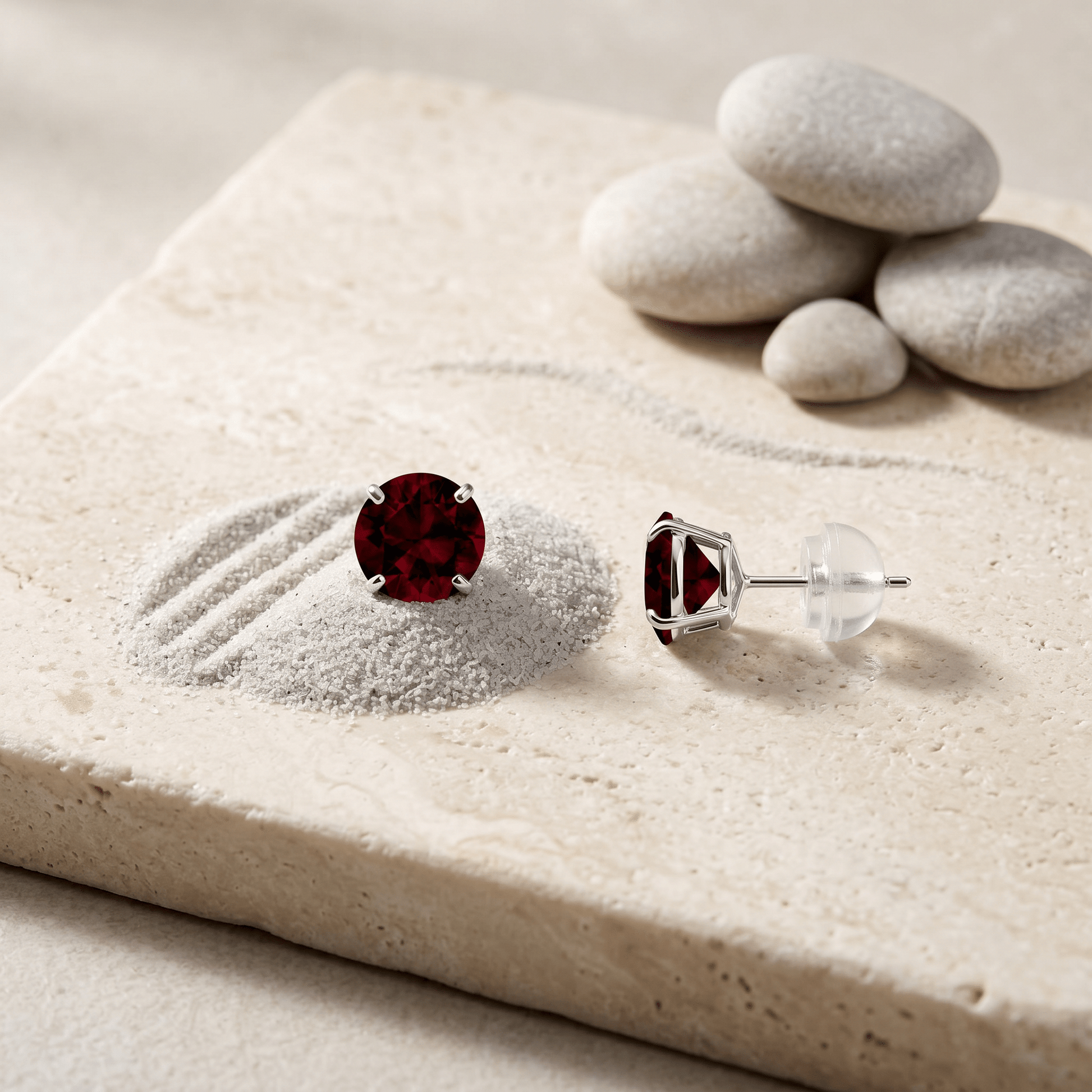 Pendientes de granate rojo natural 2.00 CTW en oro blanco 14K Jewelry & Accessories - Earrings - Stud Earrings | Zulter VIP .