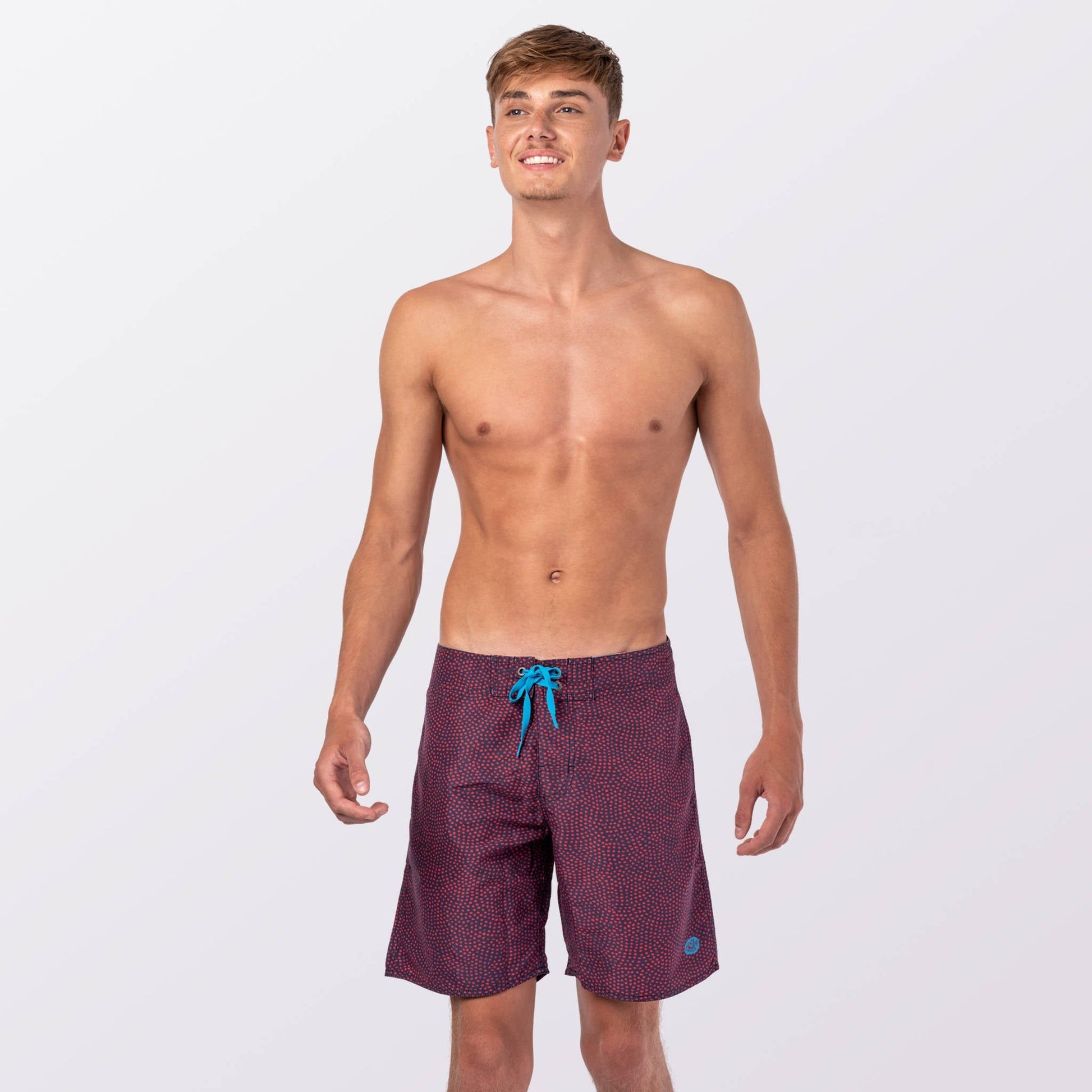 🌊 Shorts de playa Goloritze – Azul marino con detalles en rojo Men's Fashion - Men's Clothing - Board Shorts | Zulter VIP