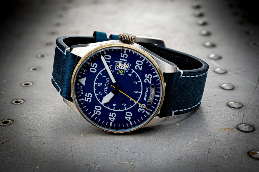 "STOND DC - 4 Automático Azul - Un viaje en el tiempo con alma de leyenda" Men's Fashion - Men's Watches - Mechanical Watches | Zulter VIP