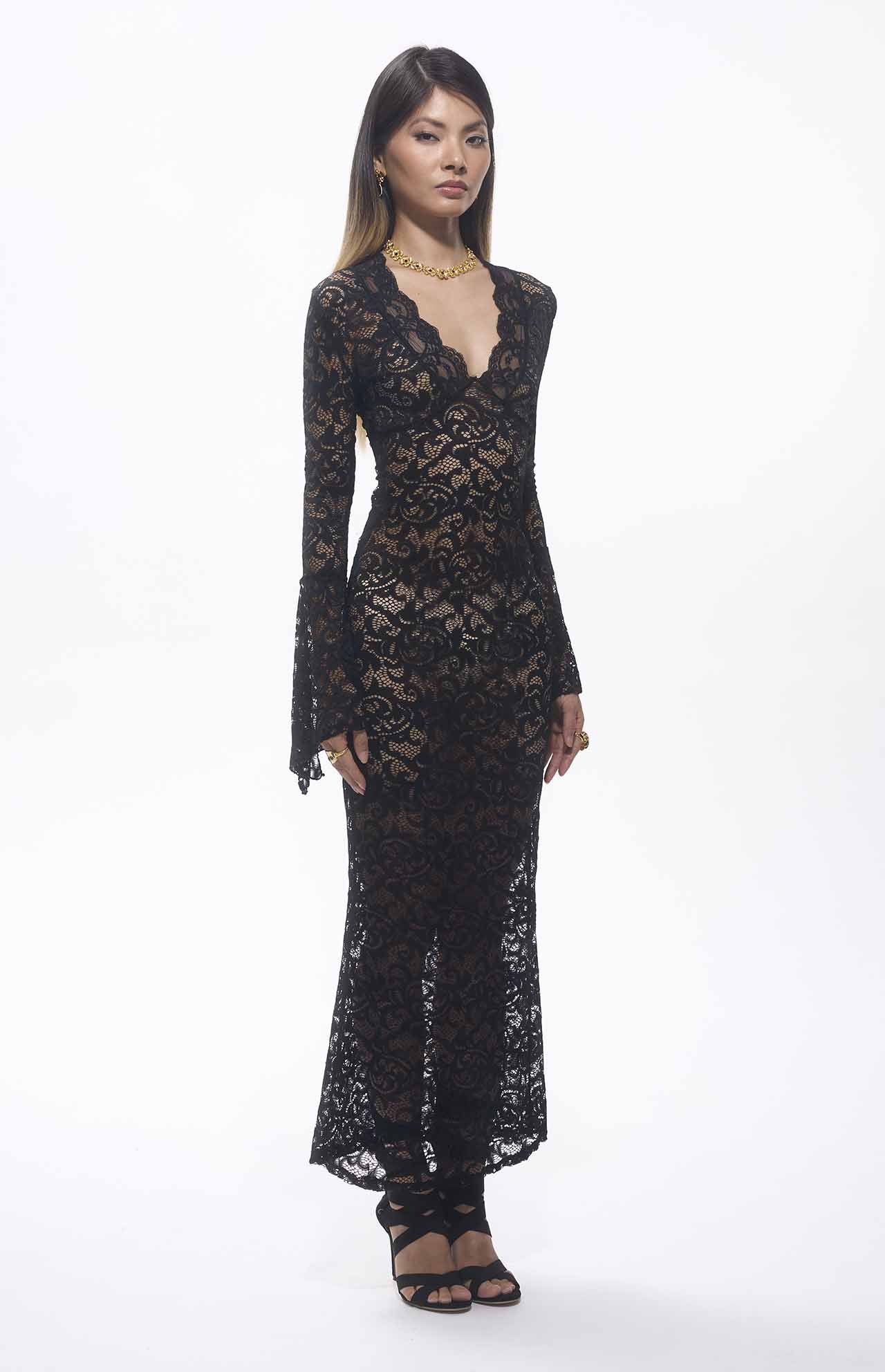 Vestido largo de encaje floral con escote en V y elegancia atemporal Women's Fashion - Women's Clothing - Dress - Long-Sleeve Dress | Zulter VIP .