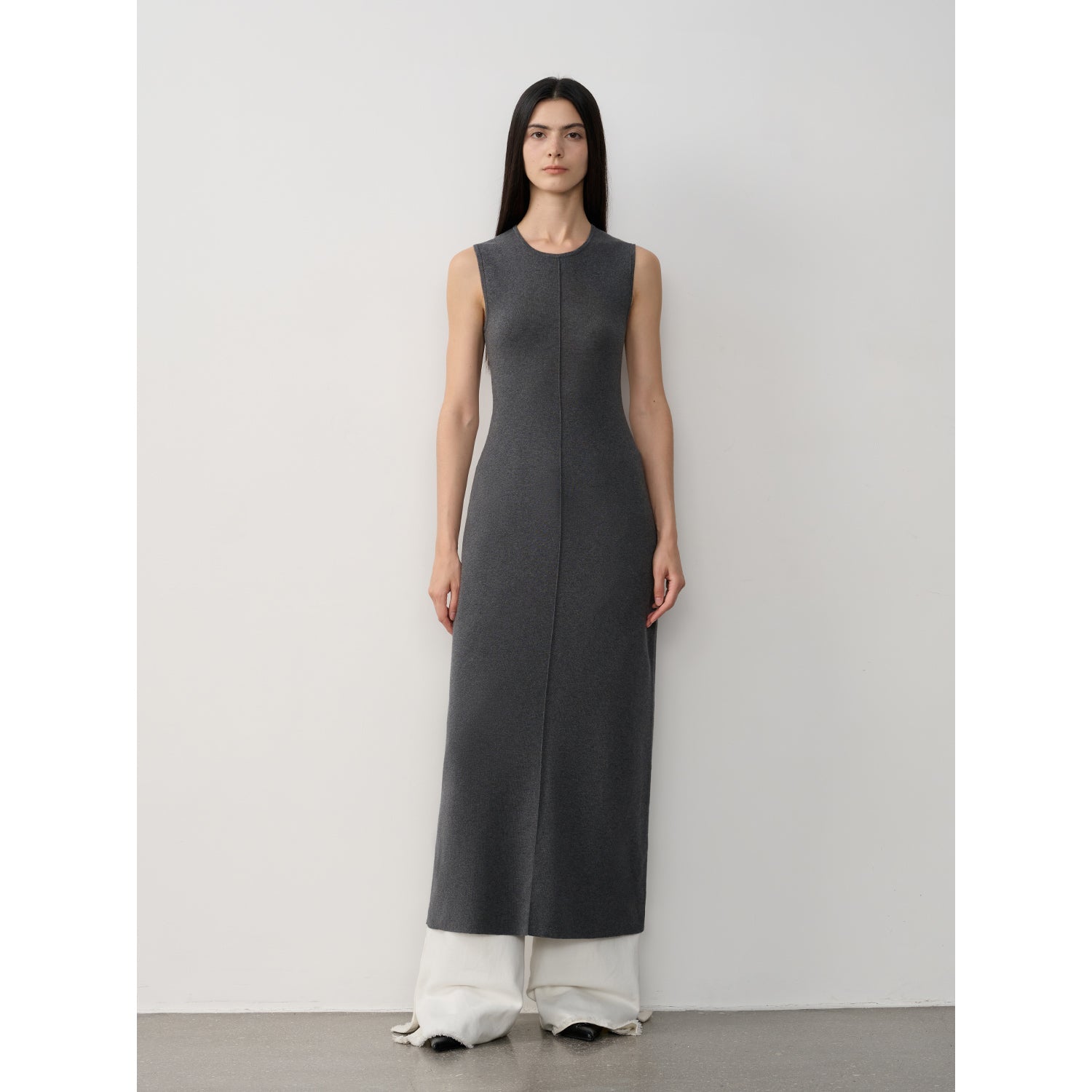 ✨ Vestido Largo Exclusivo de Lana Merino “Island Letters” – Elegancia Atemporal by Zulter VIP Women's Fashion - Women's Clothing - Dress - Sleeveless Dress | Zulter VIP
