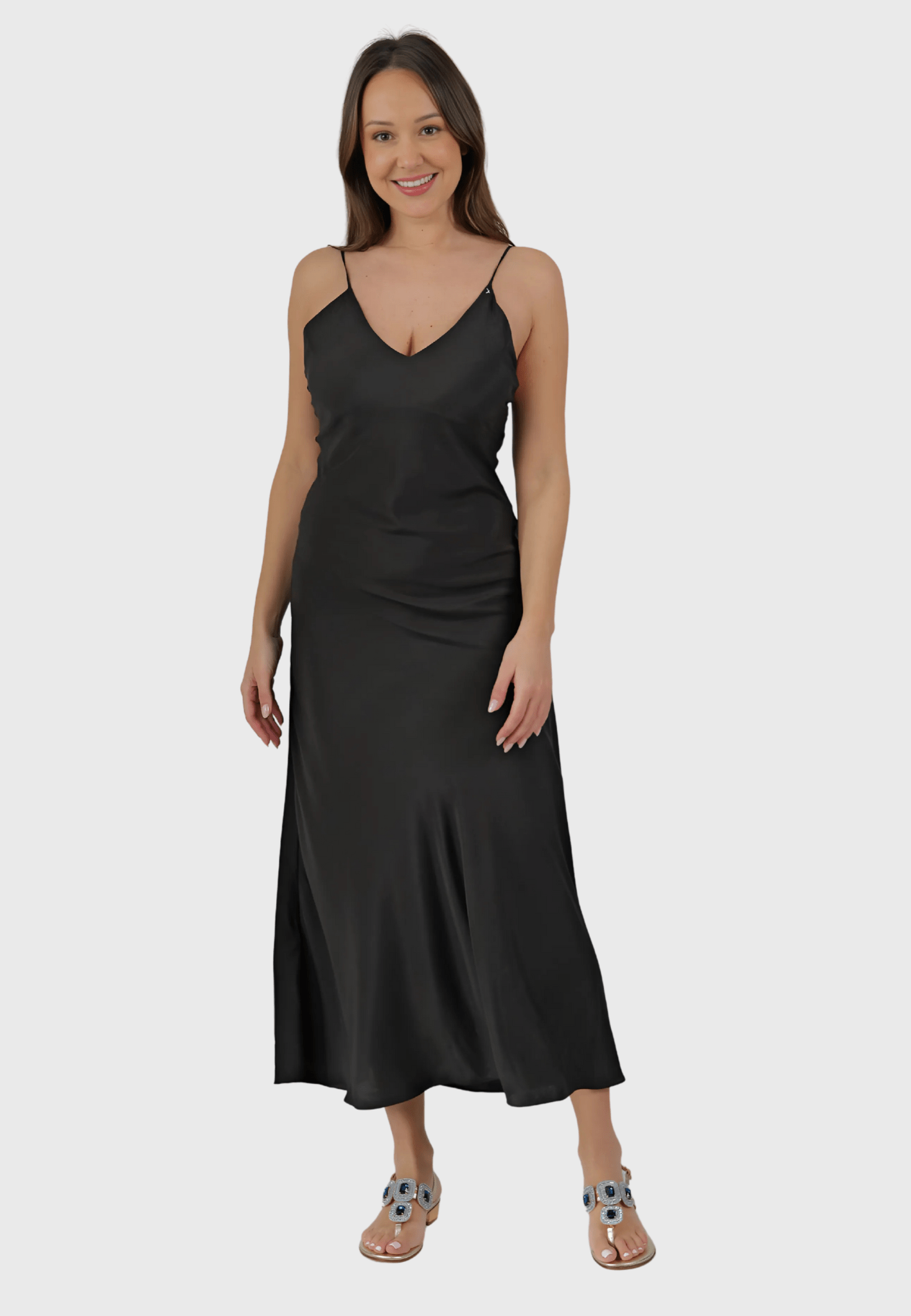 Vestido Tropea – Seda italiana en negro, elegancia que trasciende el tiempo Women's Fashion - Weddings & Events - Evening Dresses | Zulter VIP